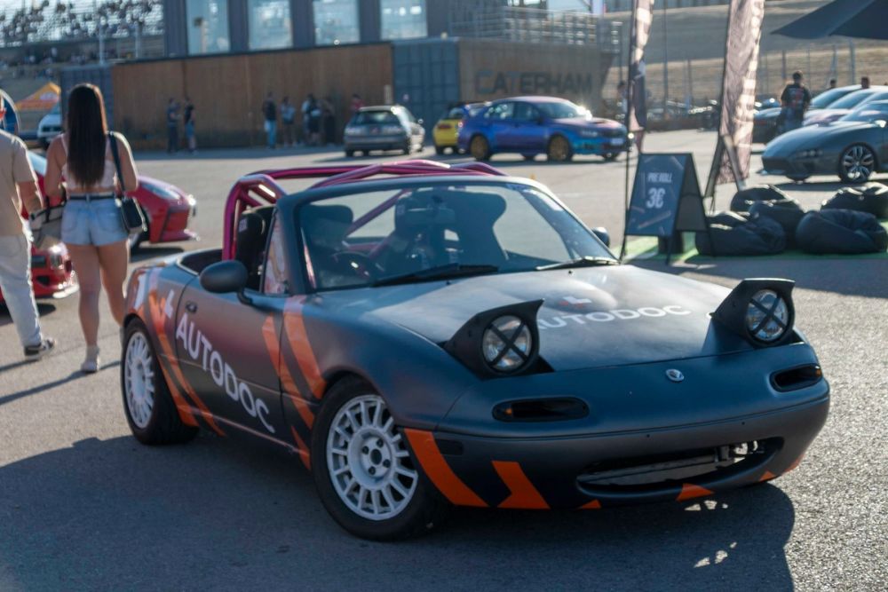 exhibición de coches en el circuito del jarama 19-09-2026