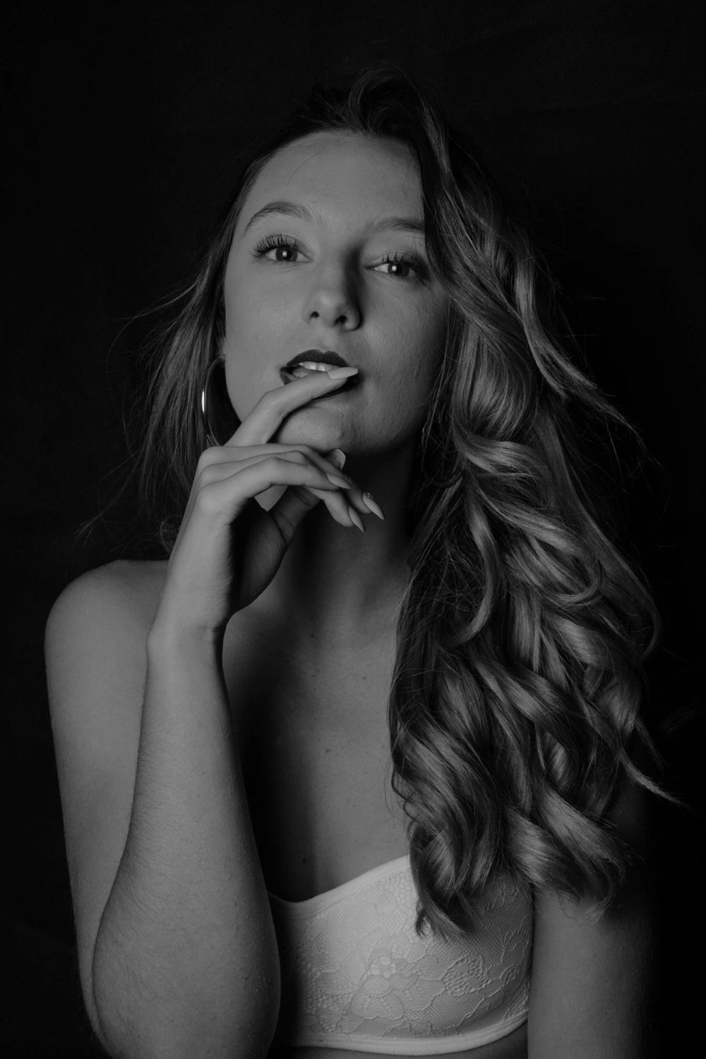 Natalie En Blanco y Negro 26-11-2018