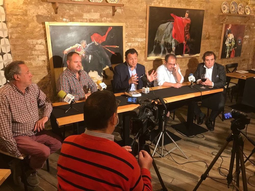Grabando programa "la andanada del 5" temporada 2021