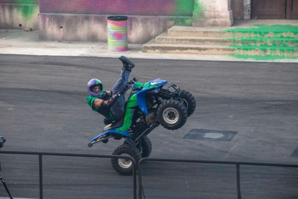 Espectaculo DC Super- Villains Stunt Show en parque warner  29-06-2026