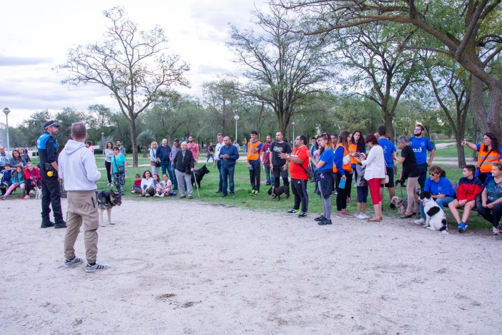 Formacion de perro policia 22-09-2019