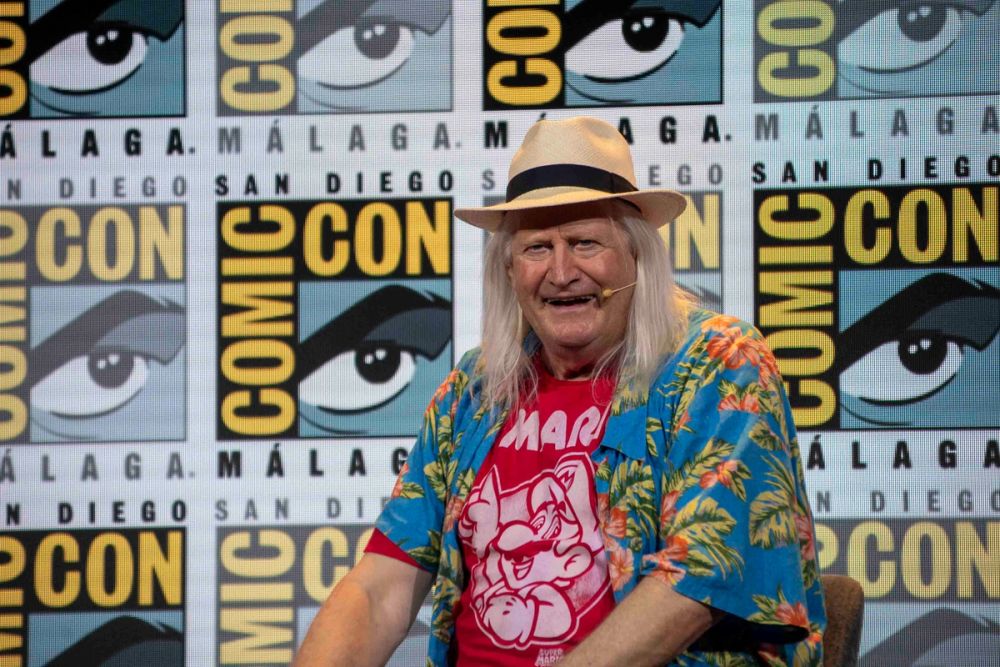 Panel de Charles Martinet (Voz mario bros)