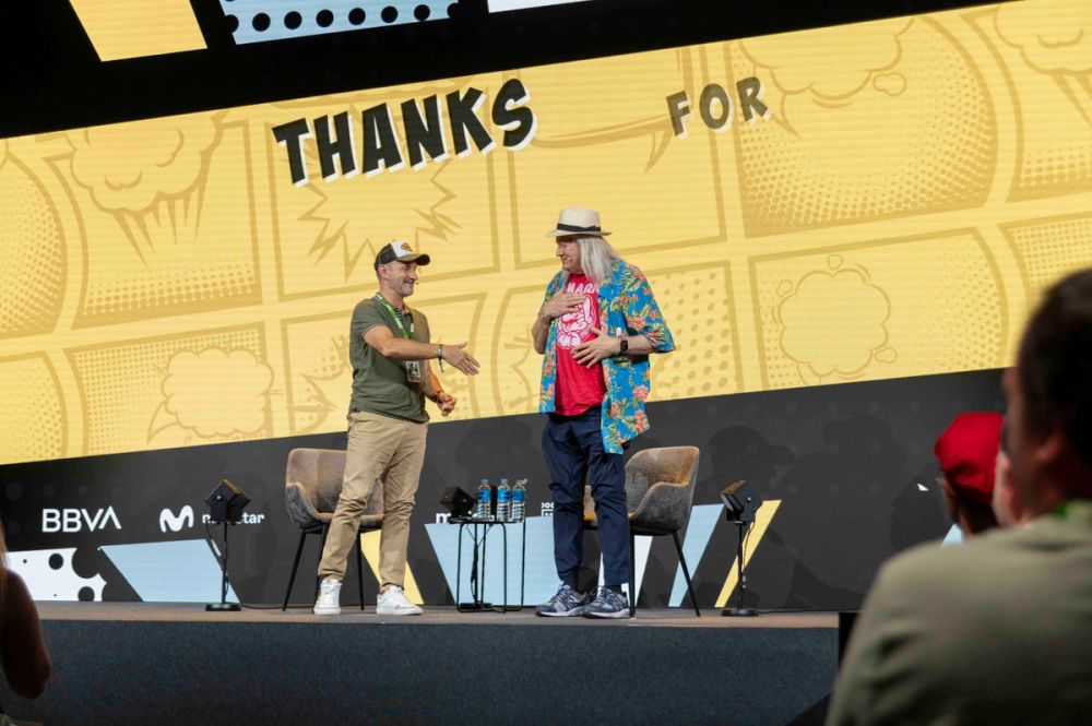 Panel de Charles Martinet (Voz mario bros)