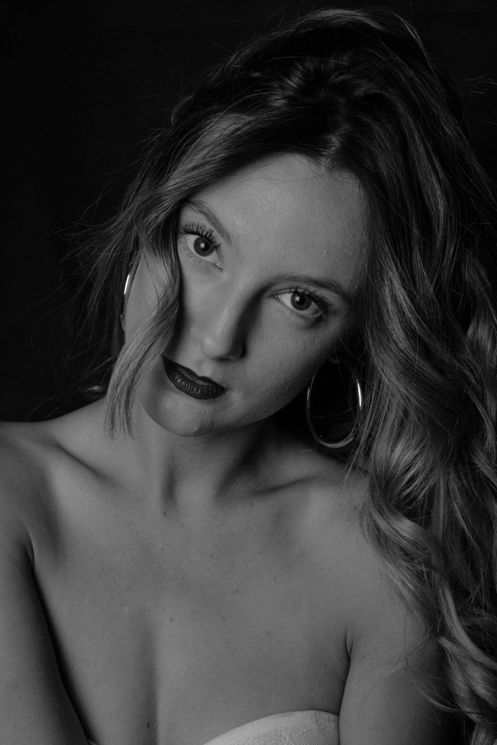 Natalie En Blanco y Negro 26-11-2018