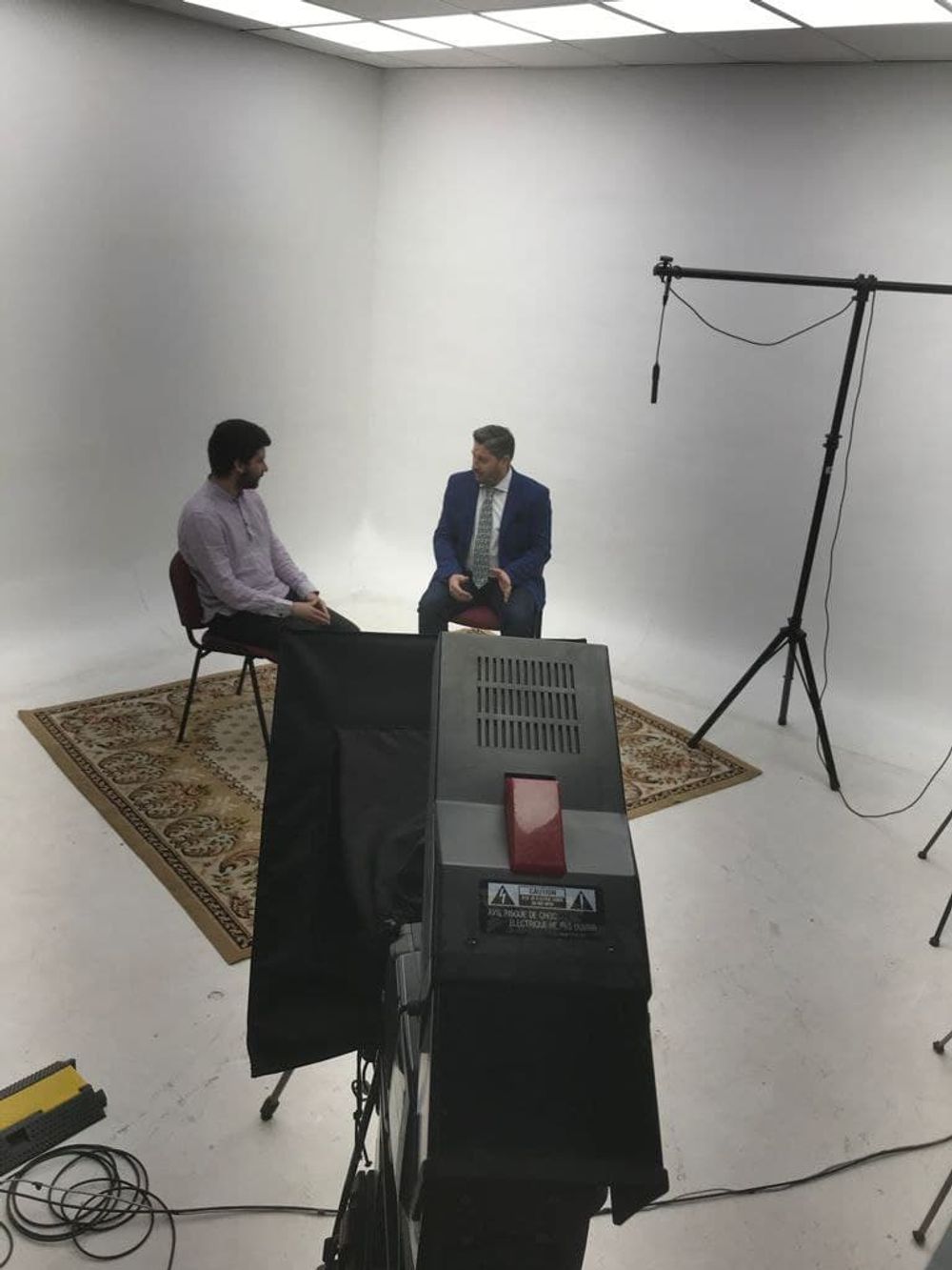 Grabando programa "Las entrevistas de Leganes" en el plato TVL 2021