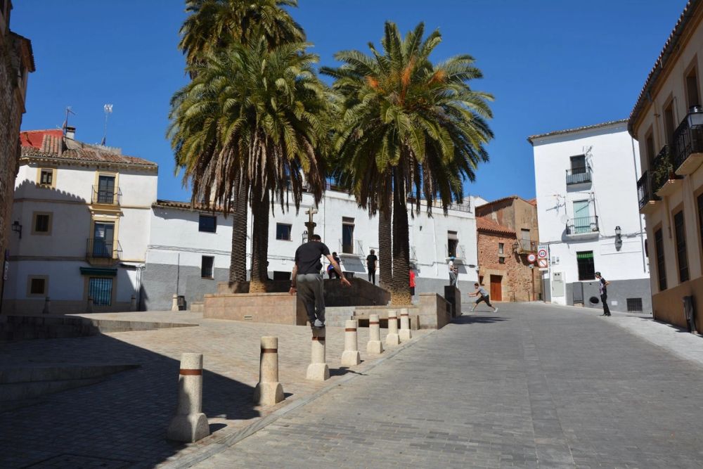 Caceres 2017