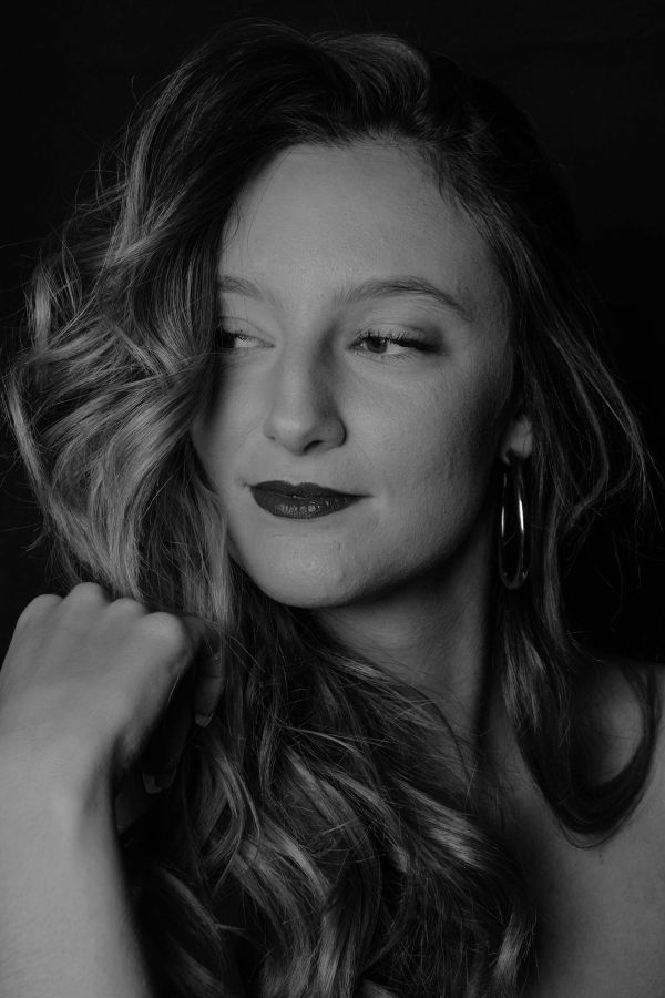 Natalie En Blanco y Negro 26-11-2018