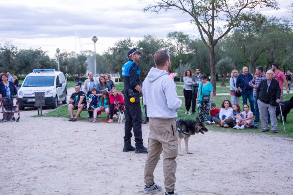 Formacion de perro policia 22-09-2019