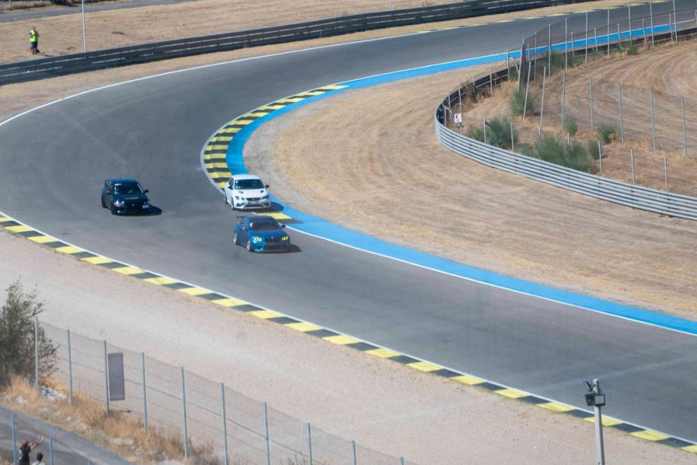 exhibición de coches en el circuito del jarama 19-09-2026