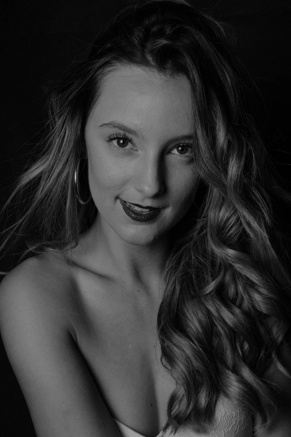 Natalie En Blanco y Negro 26-11-2018