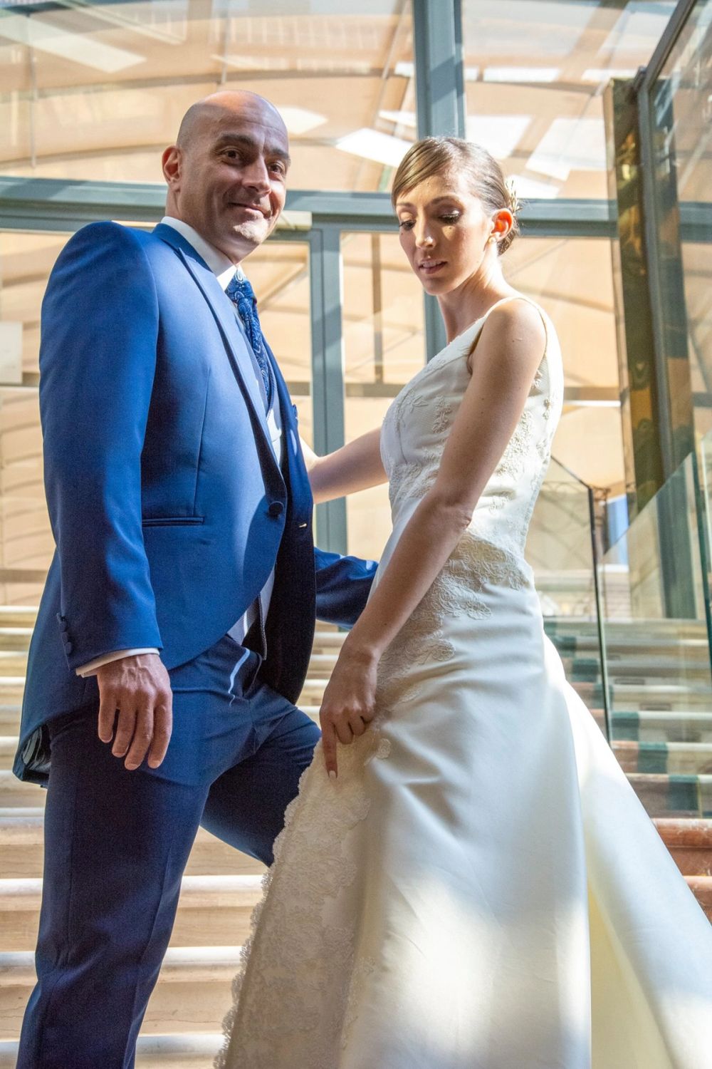 Vestidos de novia y novio 27-09-2019