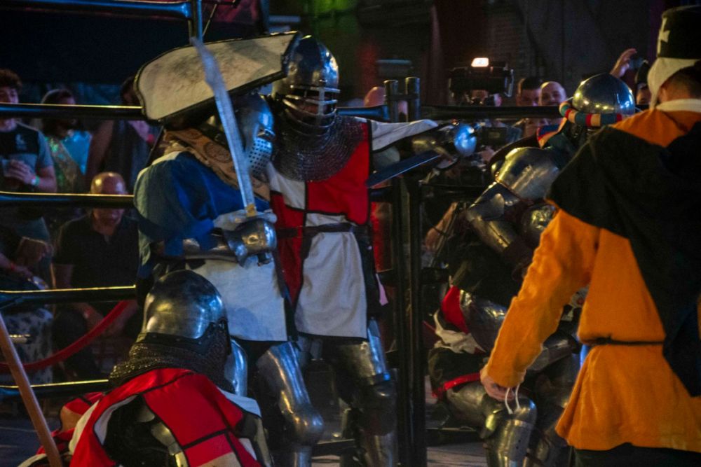 Combates en Koliseum 27-06-2026
