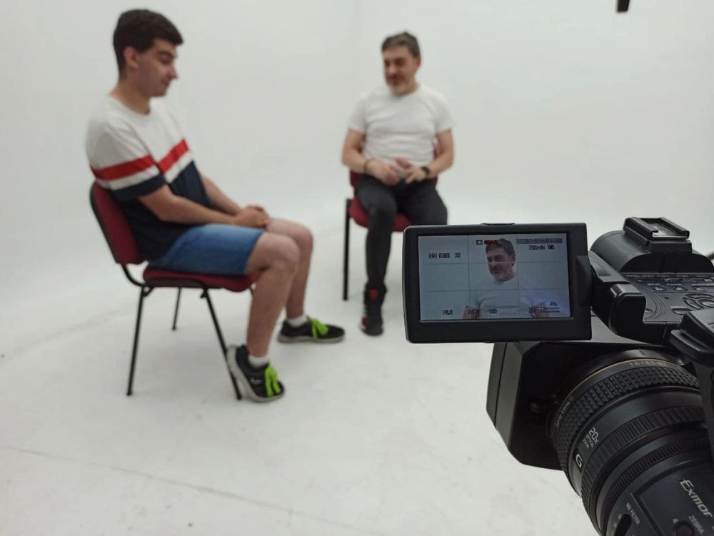 Grabando programa "Las entrevistas de Leganes" en el plato TVL 2021