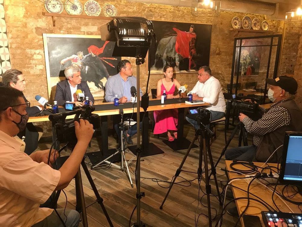 Grabando programa "la andanada del 5" temporada 2021