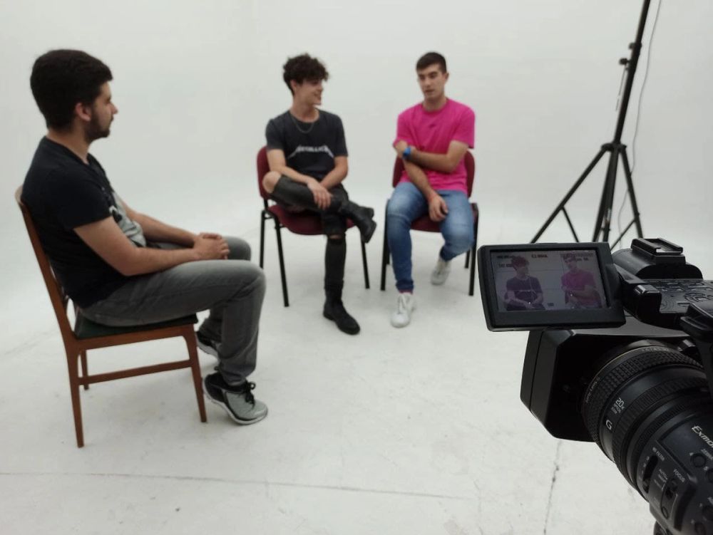 Grabando programa "Las entrevistas de Leganes" en el plato TVL 2021