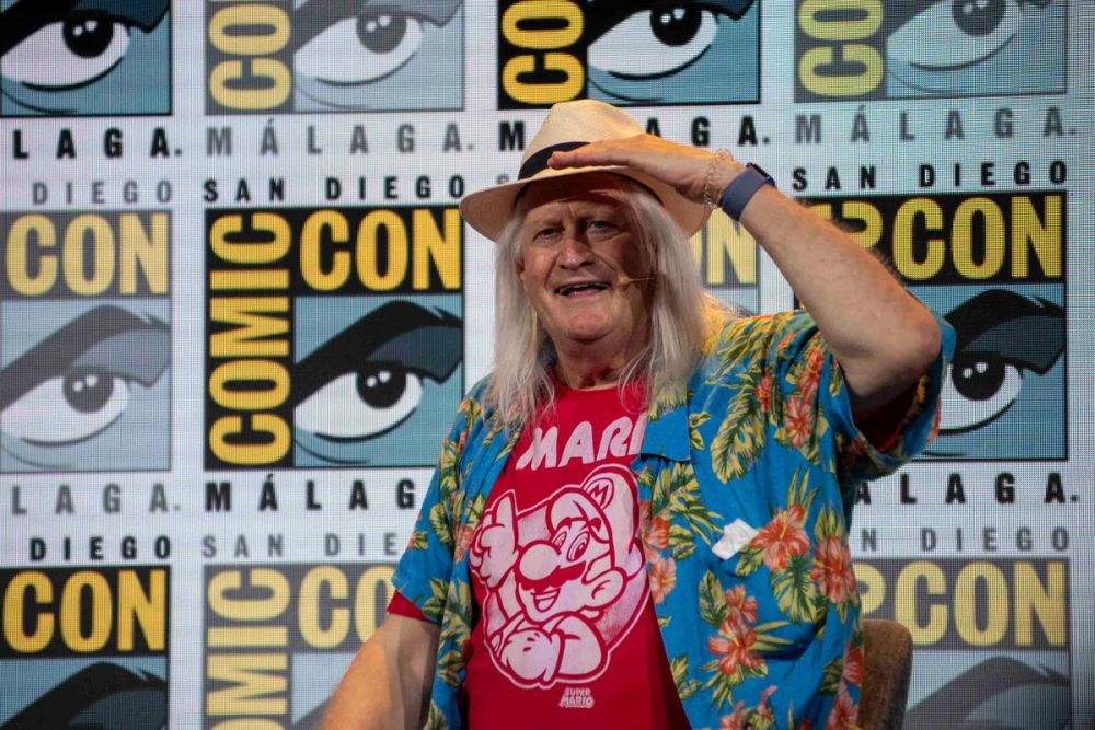 Panel de Charles Martinet (Voz mario bros)