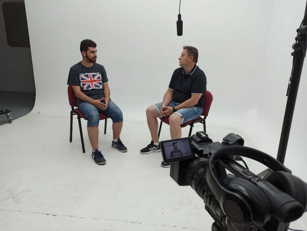 Grabando programa "Las entrevistas de Leganes" en el plato TVL 2021