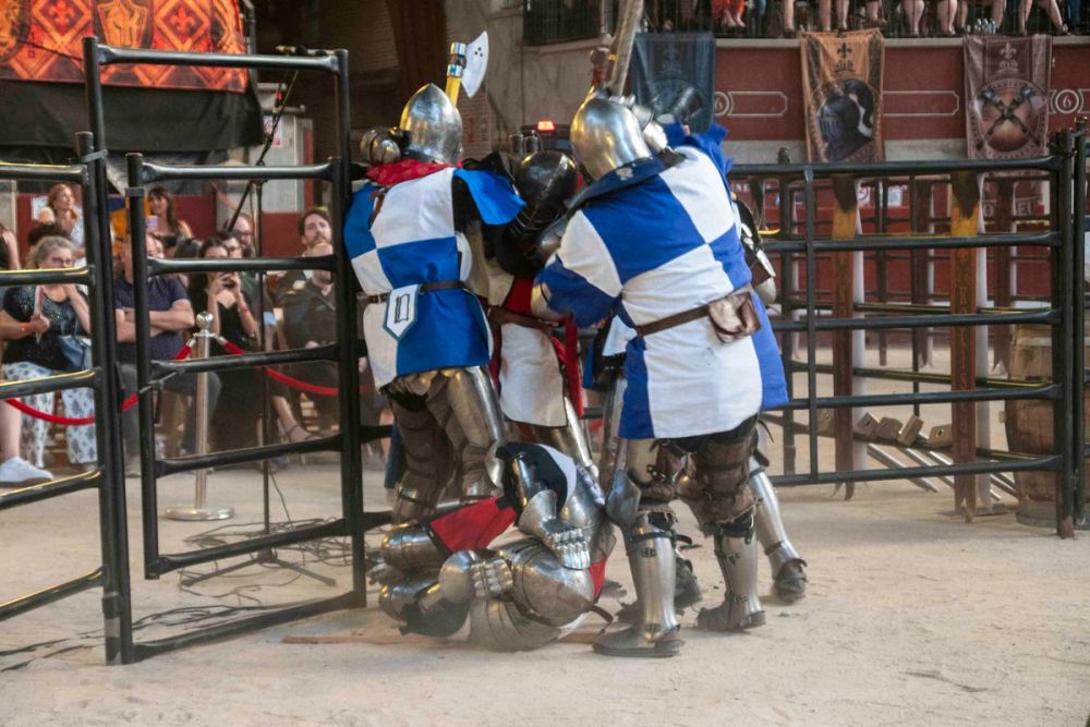 Combates en Koliseum 27-06-2026