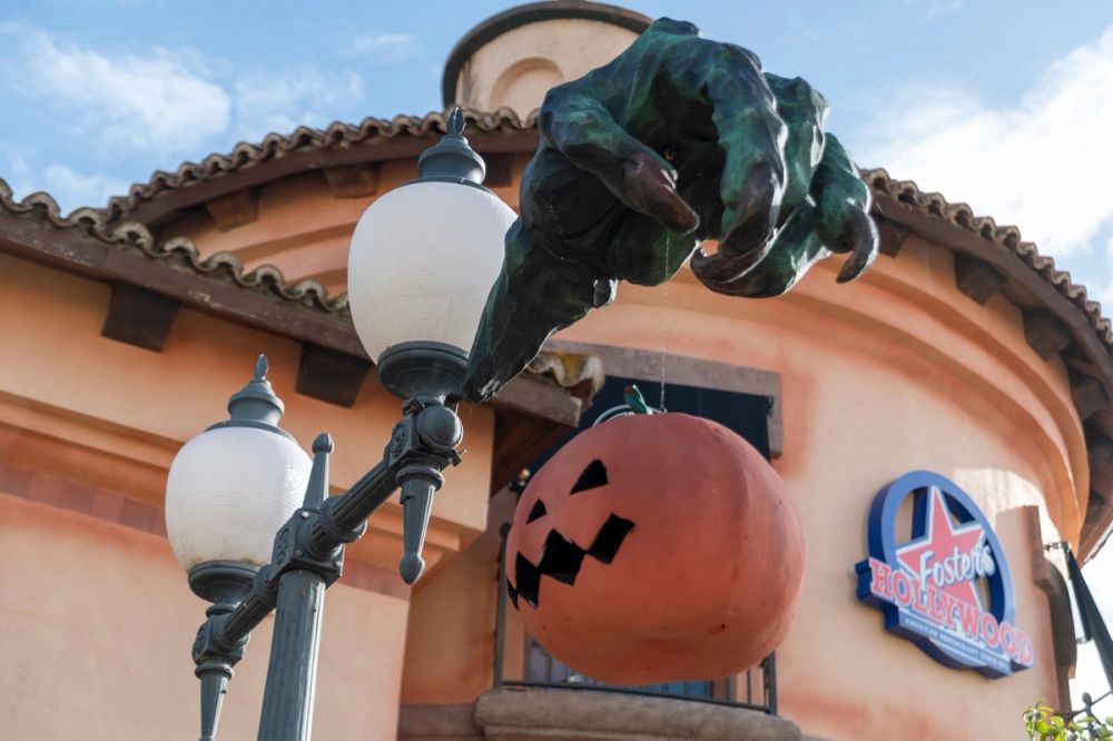 Halloween en parque warner 31-10-2024