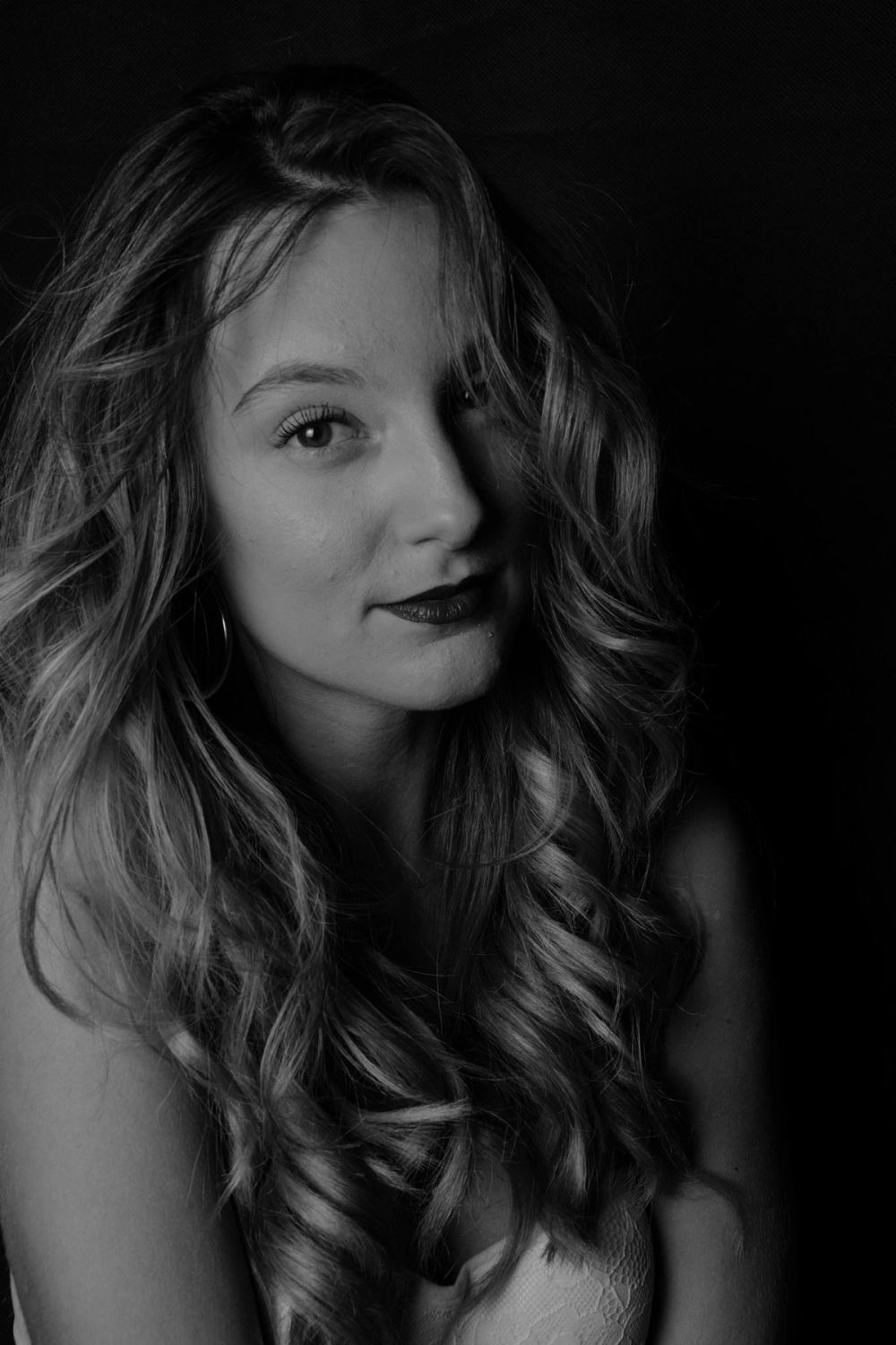 Natalie En Blanco y Negro 26-11-2018