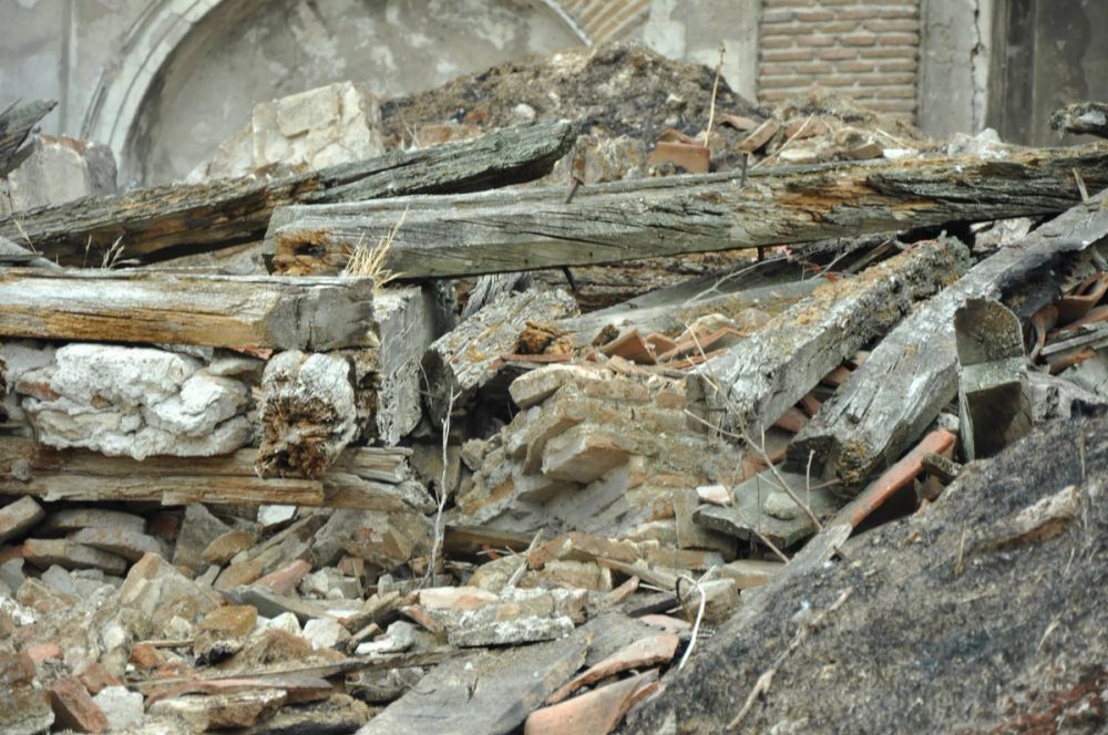 Iglesia de San Pedro Apóstol (parque Polvoranca (Leganes)) 30-08-2014