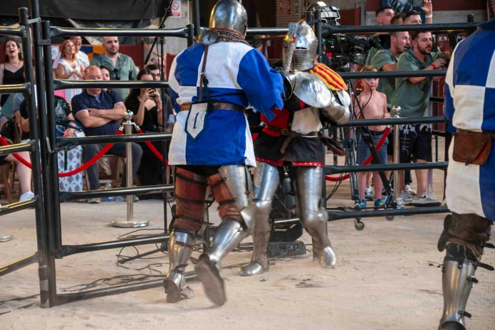 Combates en Koliseum 27-06-2026