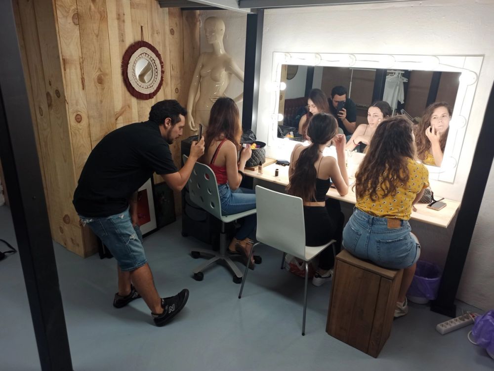 Workshop de modelaje y automaquillaje 19-06-2022