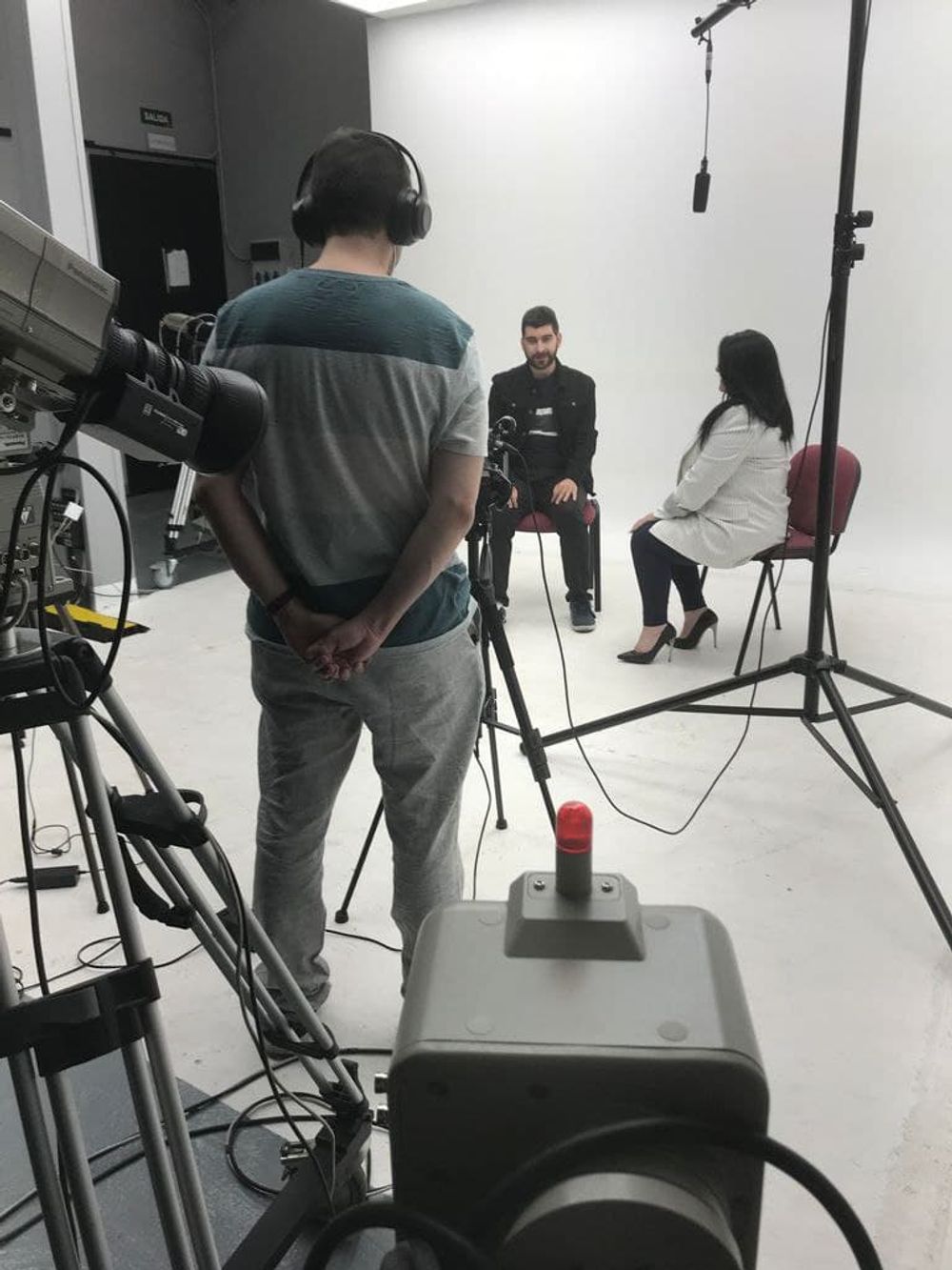Grabando programa "Las entrevistas de Leganes" en el plato TVL 2021