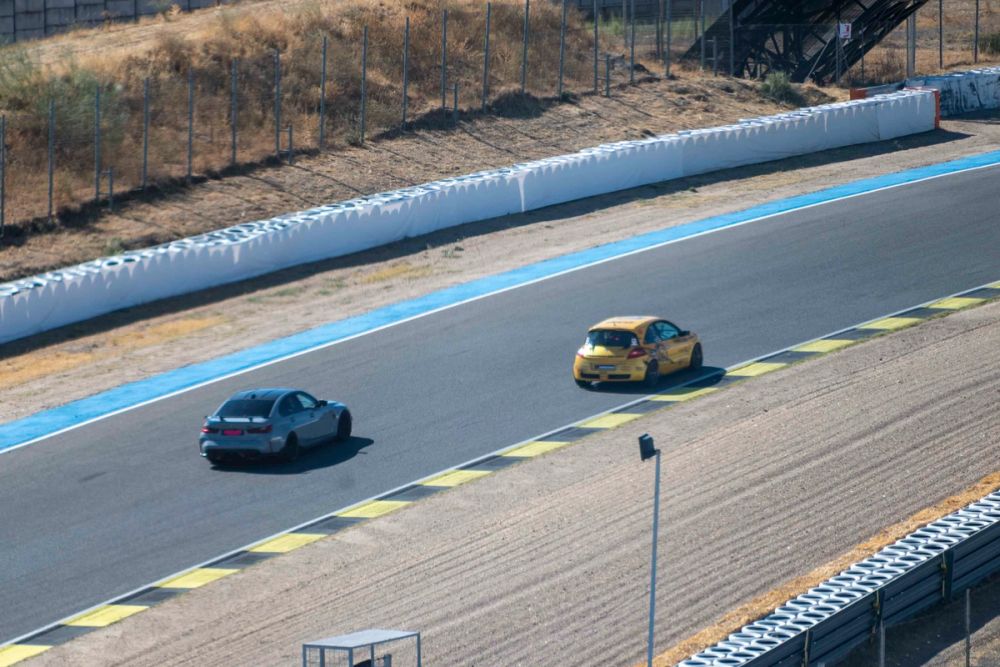 exhibición de coches en el circuito del jarama 19-09-2026
