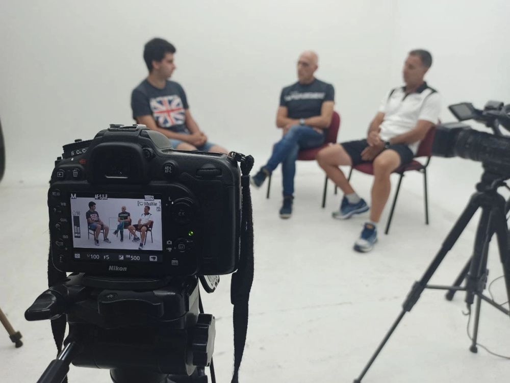Grabando programa "Las entrevistas de Leganes" en el plato TVL 2021