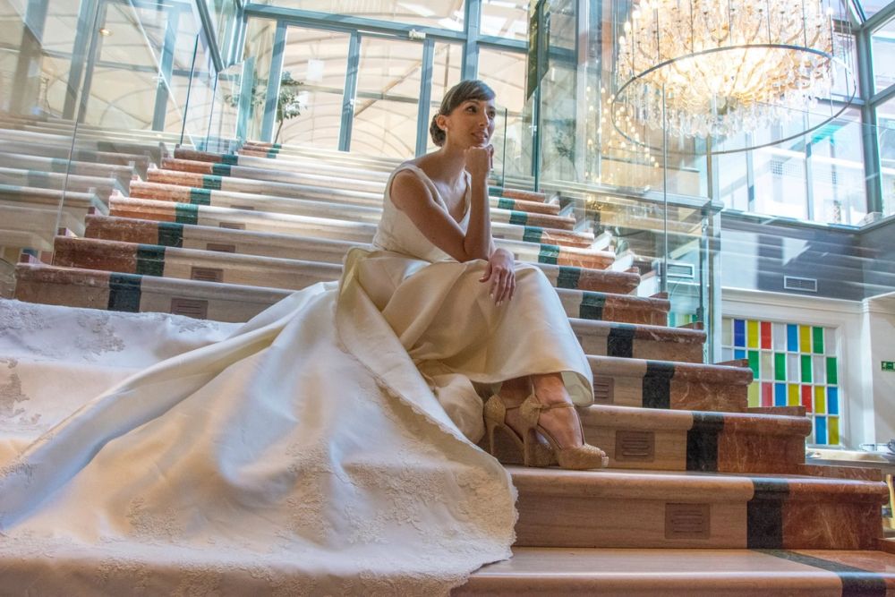 Vestidos de novia y novio 27-09-2019