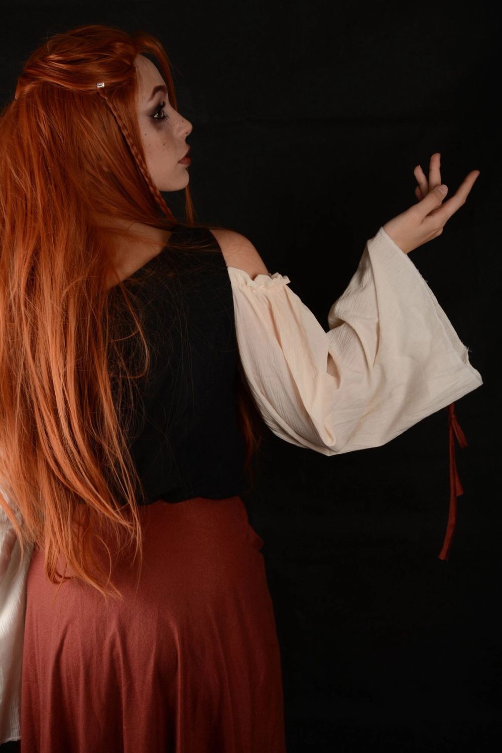 Doncella medieval elfica 07-04-2019