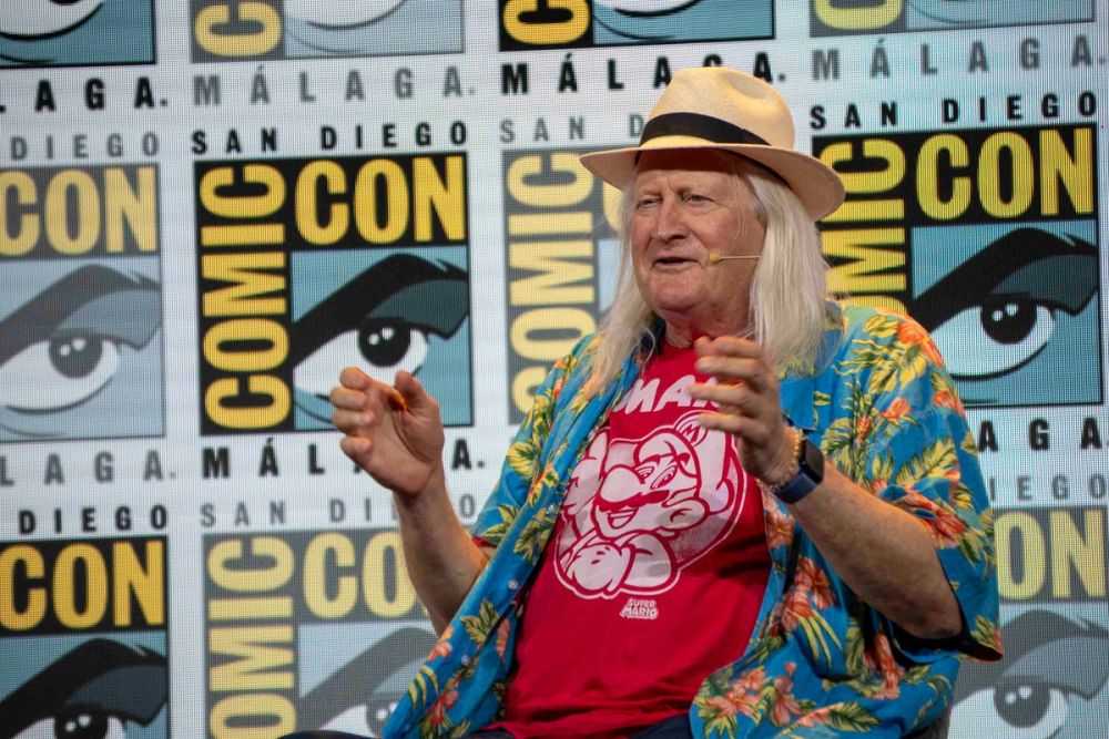 Panel de Charles Martinet (Voz mario bros)