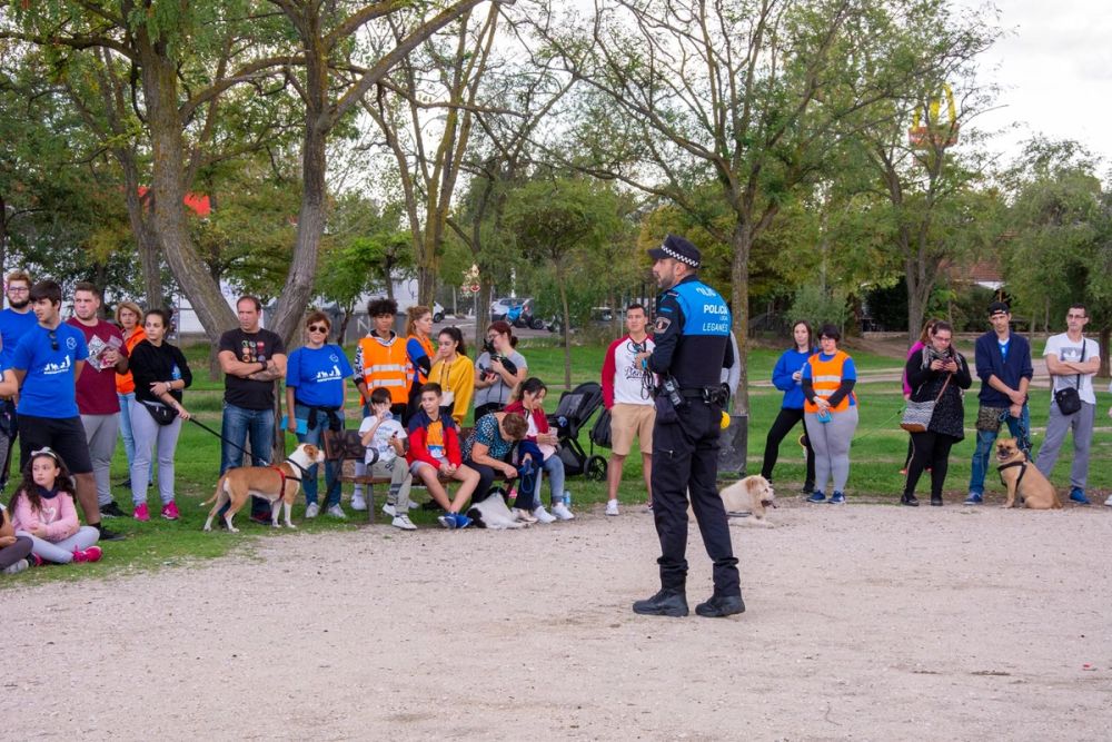 Formacion de perro policia 22-09-2019