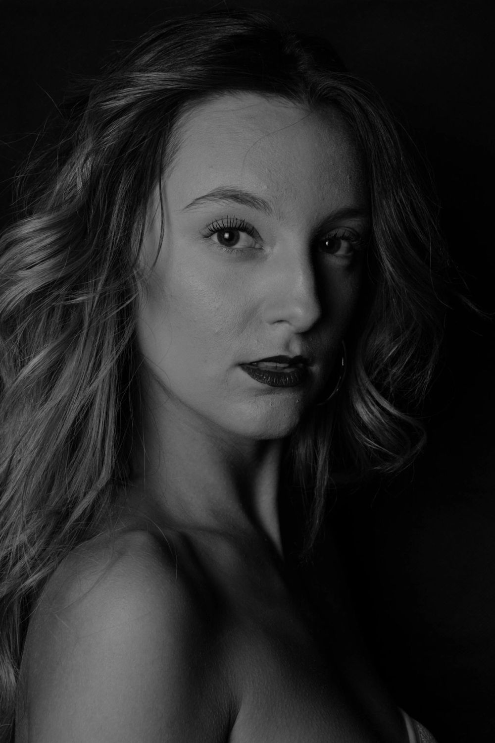 Natalie En Blanco y Negro 26-11-2018