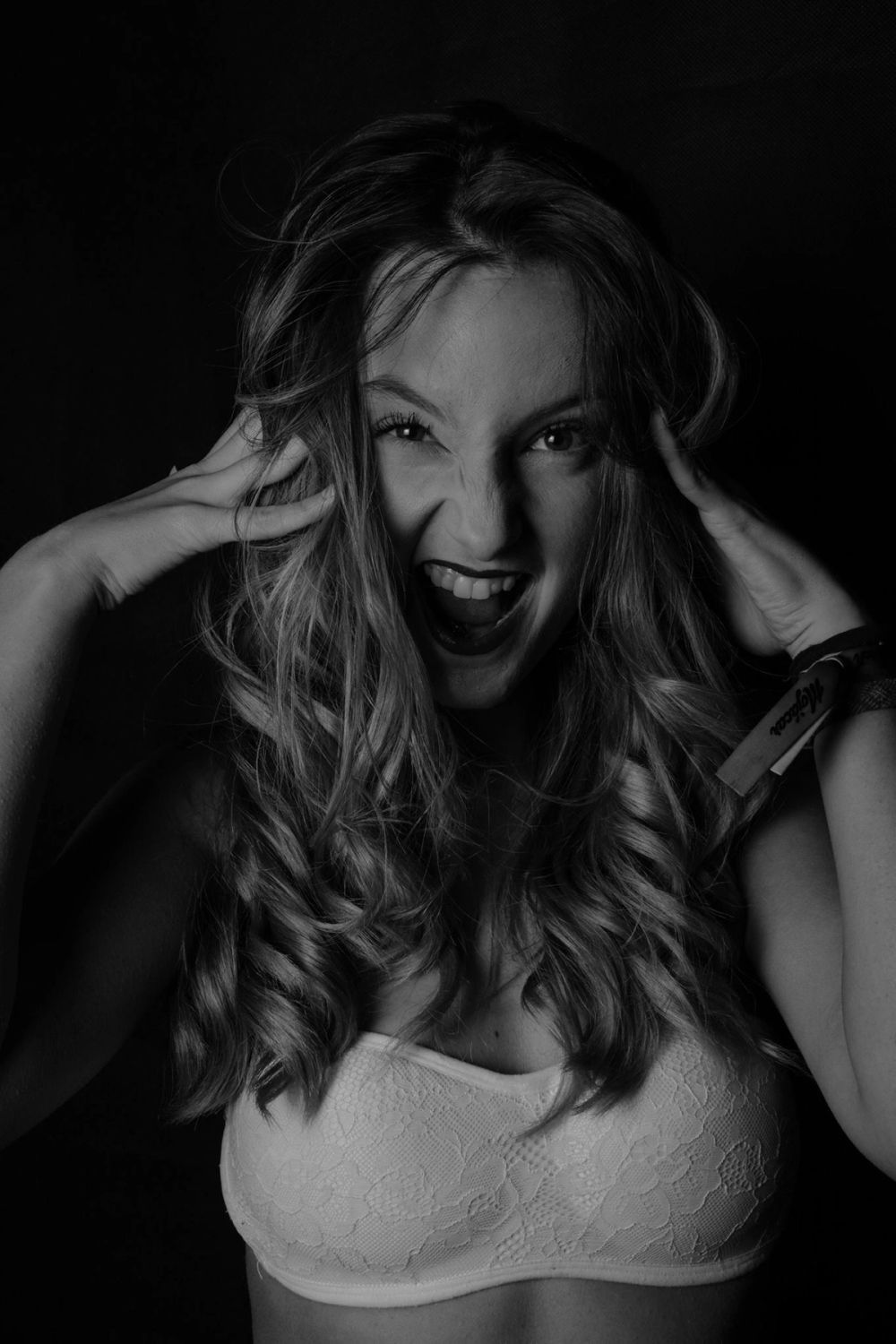 Natalie En Blanco y Negro 26-11-2018