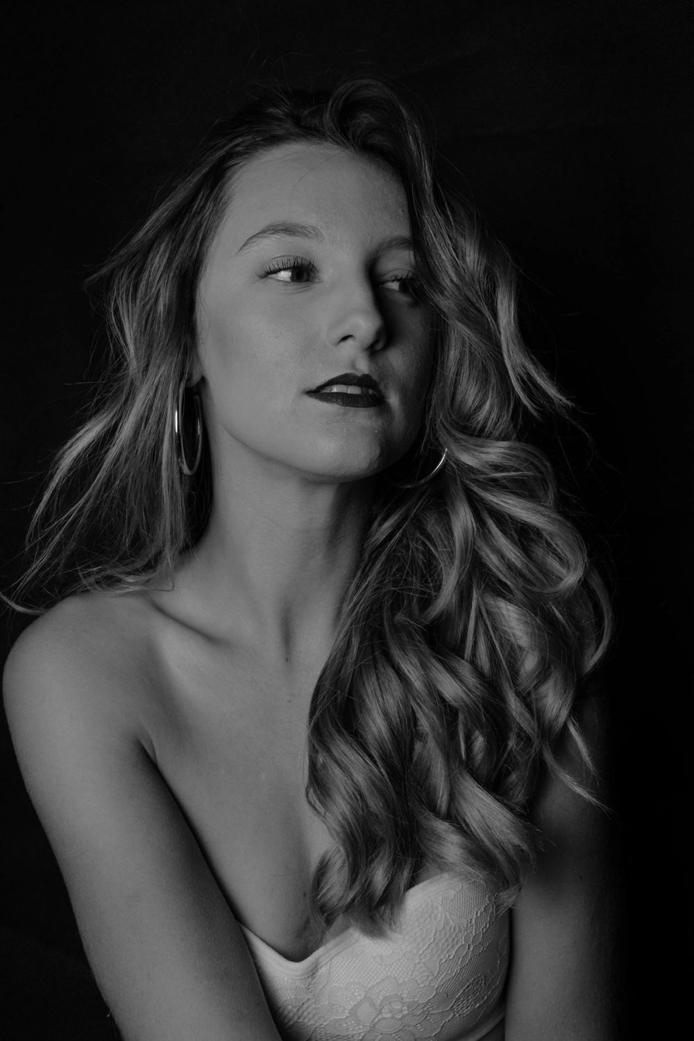Natalie En Blanco y Negro 26-11-2018