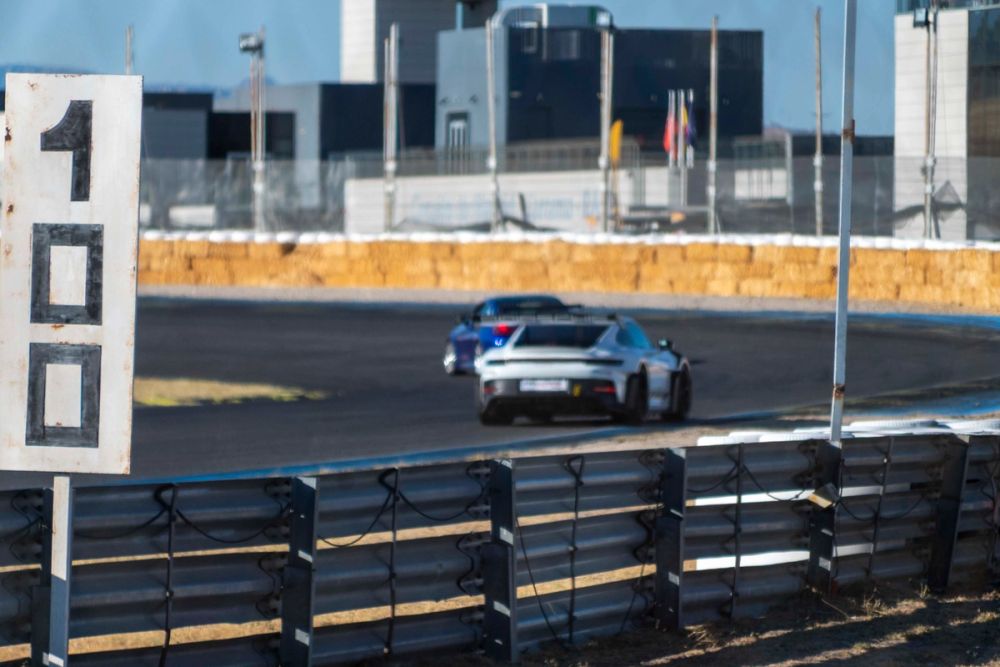 exhibición de coches en el circuito del jarama 19-09-2026