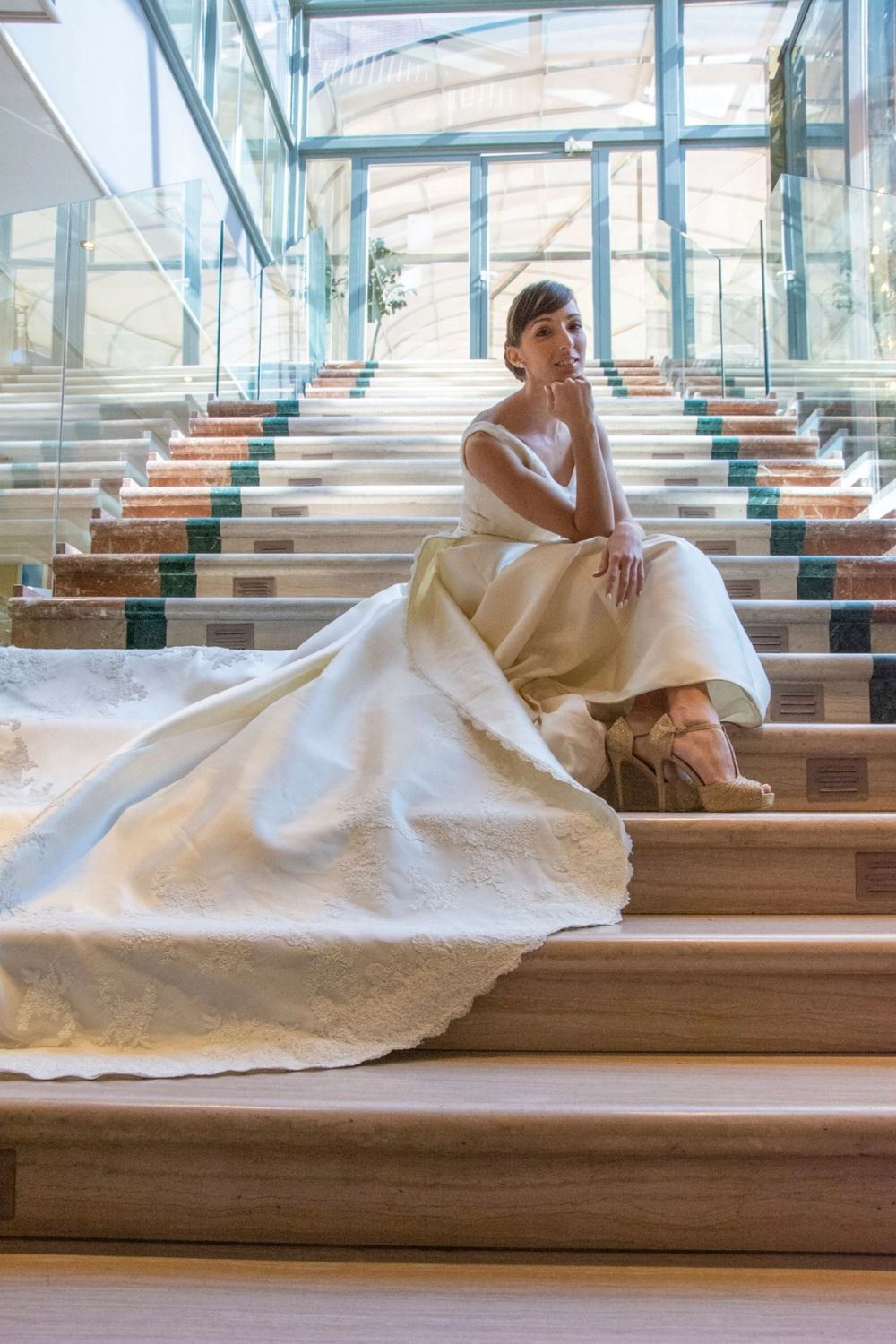 Vestidos de novia y novio 27-09-2019