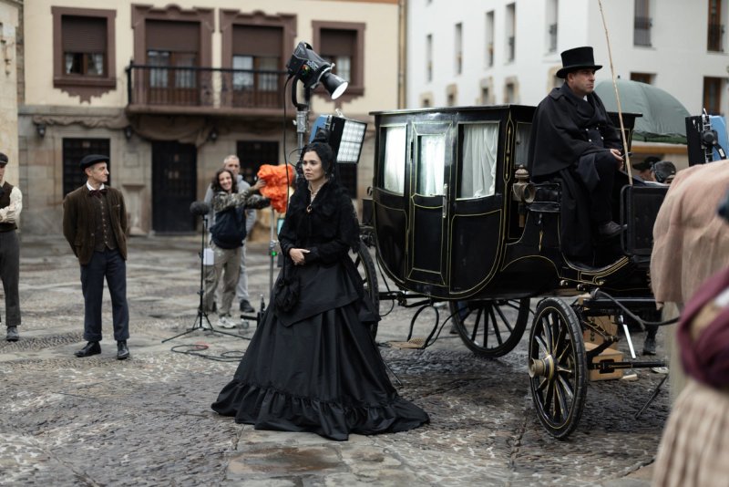 En marcha el rodaje de RAFAELA, la ópera prima de ALBA LOZANO protagonizada por LORETO MAULEÓN, NEREA SANZ y MIGUEL GARCÉS