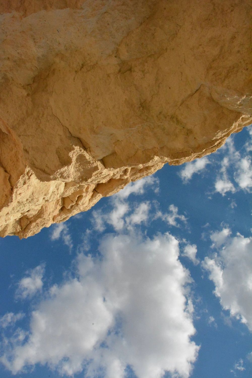 Cuevas del valle de Lillo 2020