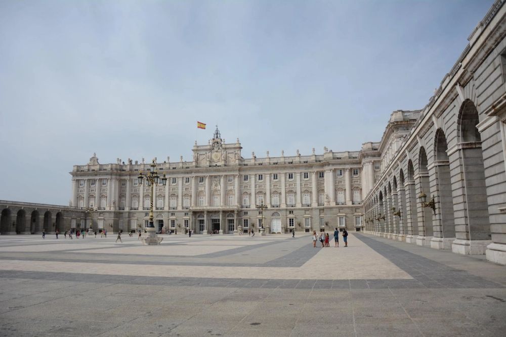 Palacio Real y catedral de la Almudena (Madrid) 15-08-2017