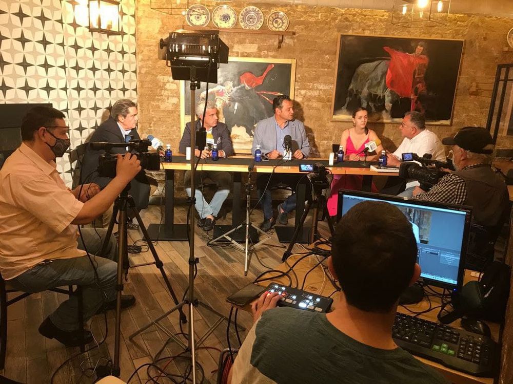 Grabando programa "la andanada del 5" temporada 2021
