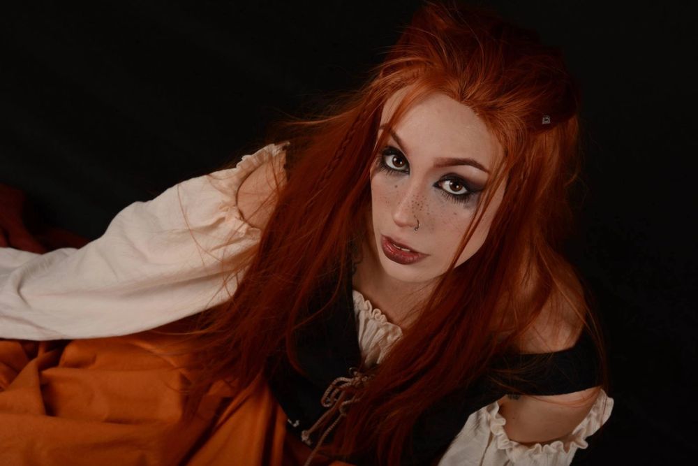 Doncella medieval elfica 07-04-2019