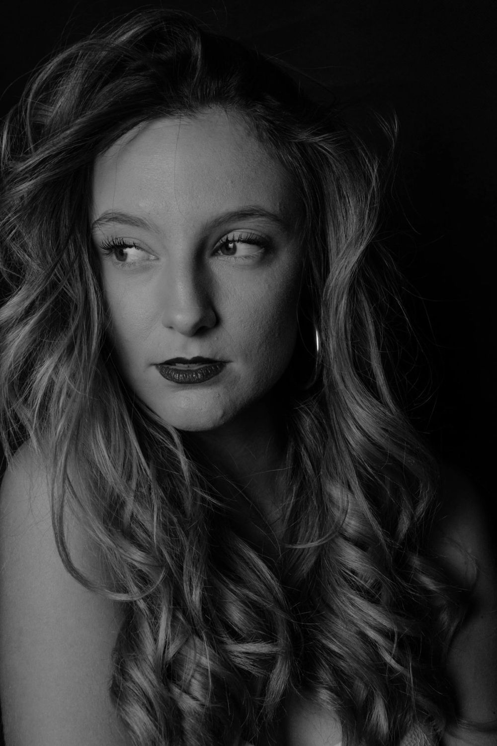 Natalie En Blanco y Negro 26-11-2018