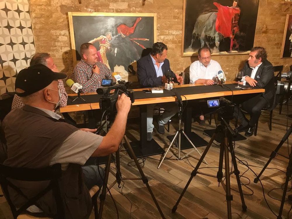 Grabando programa "la andanada del 5" temporada 2021