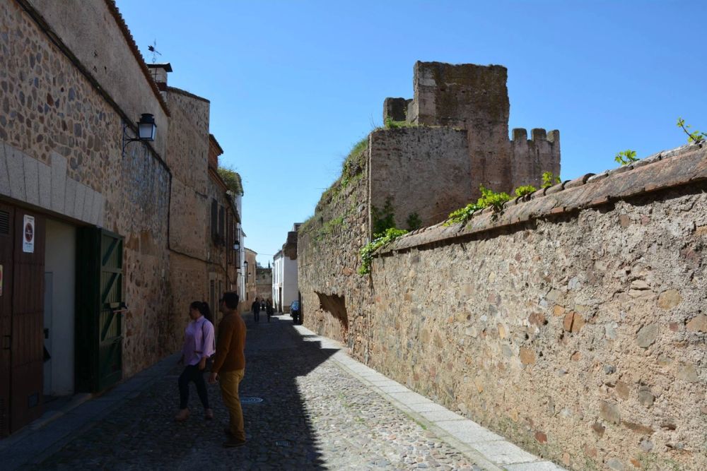 Caceres 2017