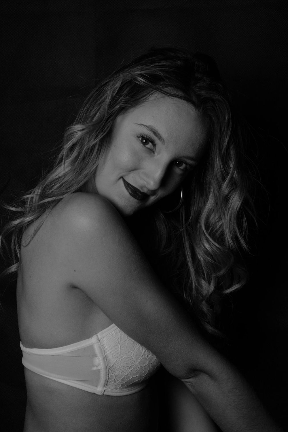 Natalie En Blanco y Negro 26-11-2018