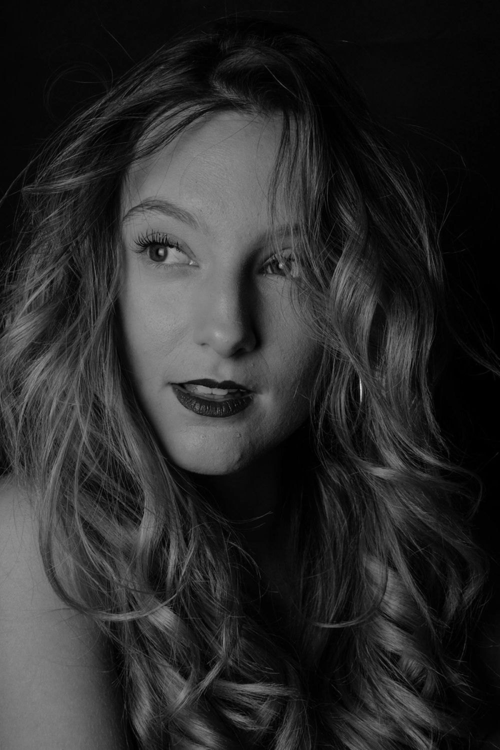 Natalie En Blanco y Negro 26-11-2018