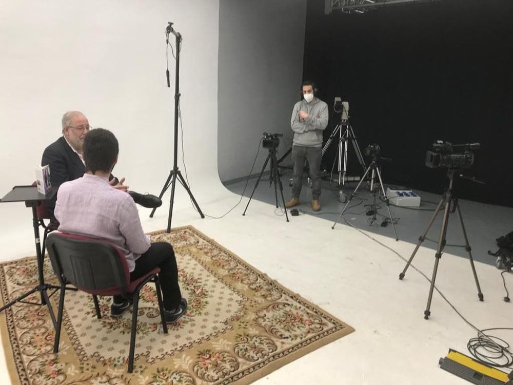 Grabando programa "Las entrevistas de Leganes" en el plato TVL 2021